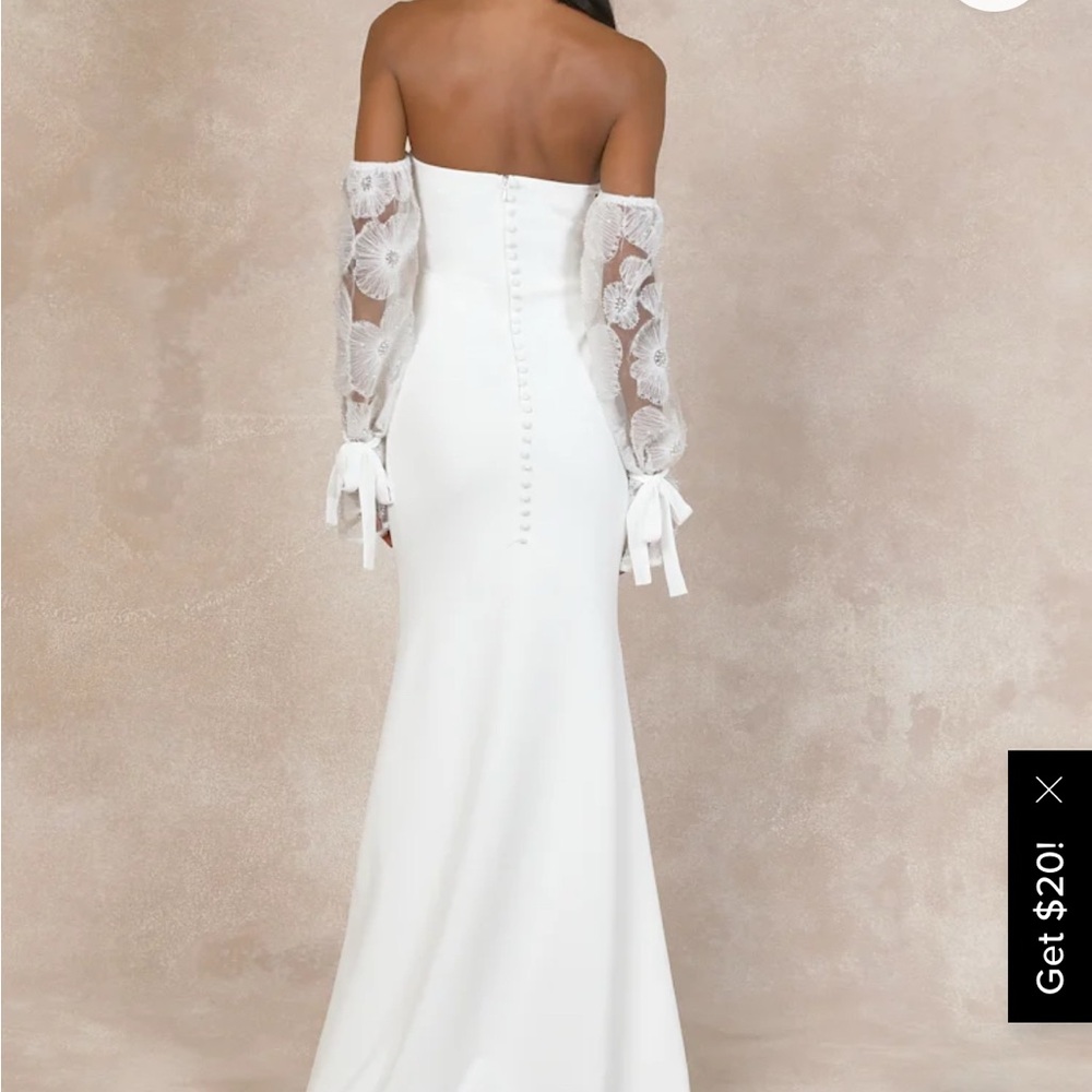 NWT Elegant White Off-Shoulder Wedding Dress - Picture 2 of 6